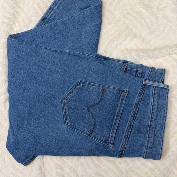 Levi's Light Blue Denim Pants - Picture 6 of 6